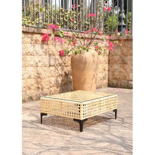 Outdoor Patio Coffee Table with Tempered Glass Top, Handwoven PE Wicker Patio Table with Metal Frame, All-Weather Rattan Coffee Table for Patio Furniture, Balcony, Backyard or Garden